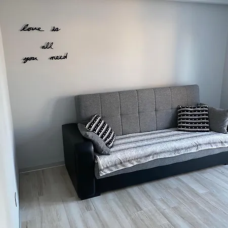 Vegas Villa *
